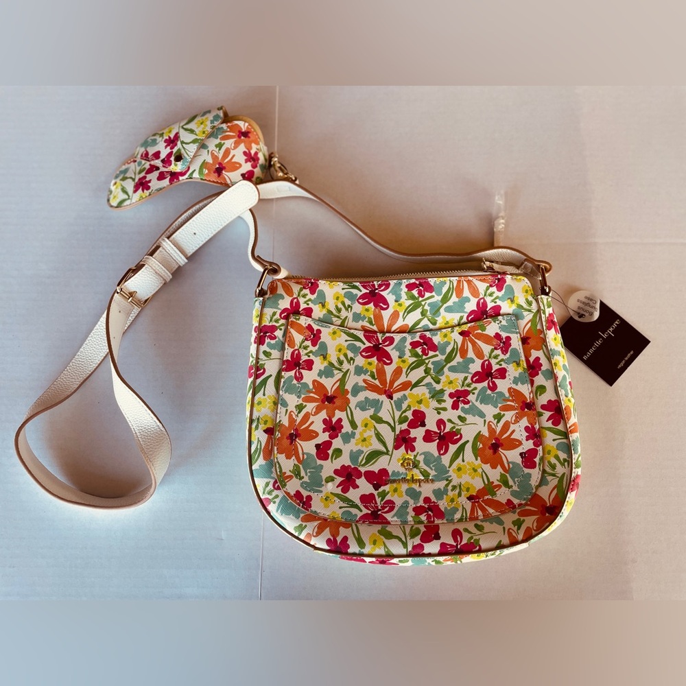 Stylish Pretty Classy Cute Vegan Leather Nanette Lepore Crossbody Sunglass Case